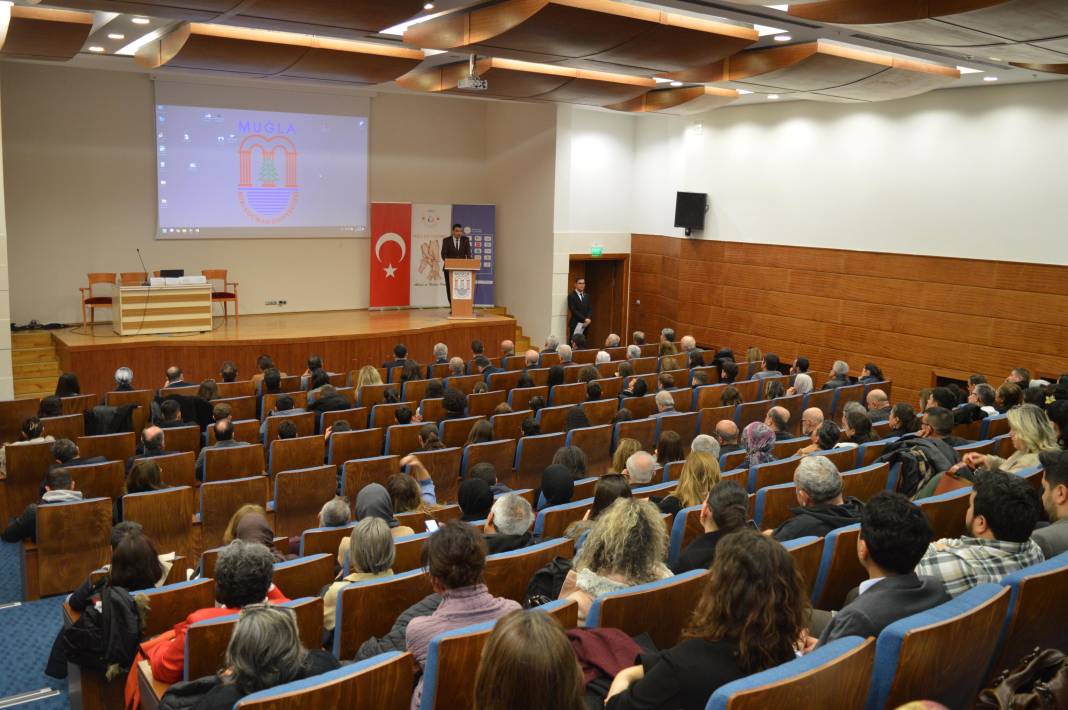 Muğla Aile Platformu’ndan ‘Türkiye Yüzyılında İnsan, Aile ve Toplum’ Paneli 4